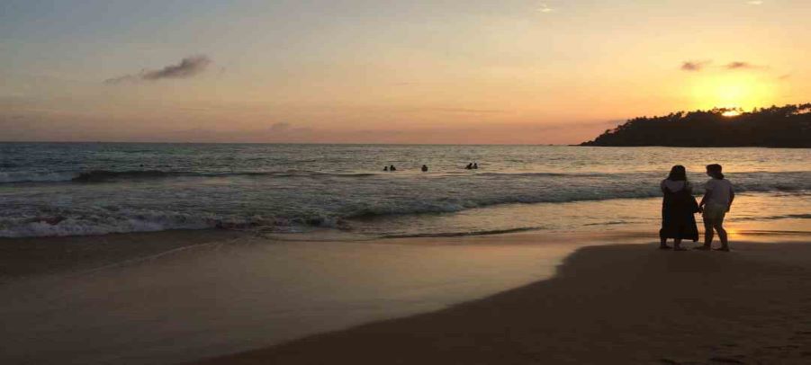 Sri Lanka Honeymoon Guide - Sunset at Mirissa Beach