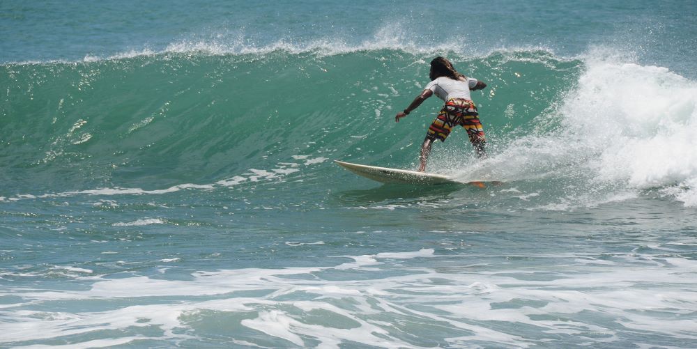 surfing in Kabalana Beach - Sout coast Sri Lanka