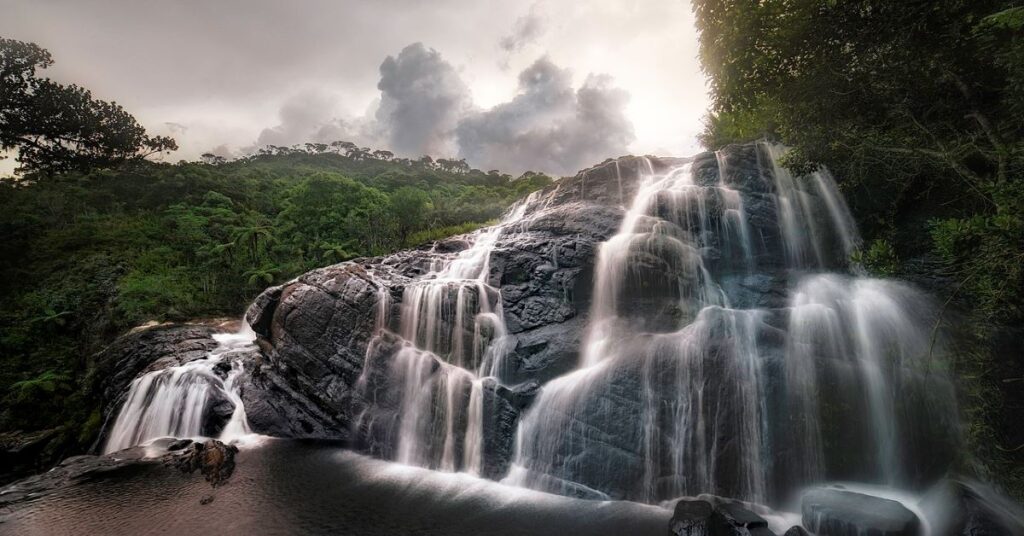 Baker's Falls Sri Lanka