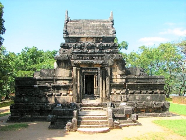 Nalanda Gedige Temple