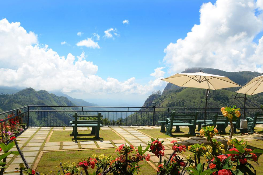 Ella Gap, The Best Picnic Places in Sri Lanka