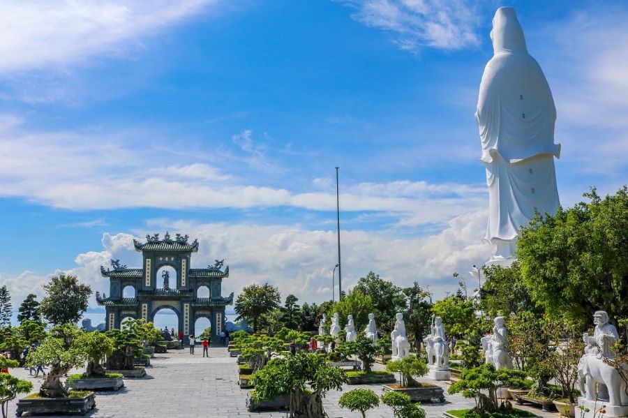 Linh Ung Pagoda, 6 days Vietnam tour