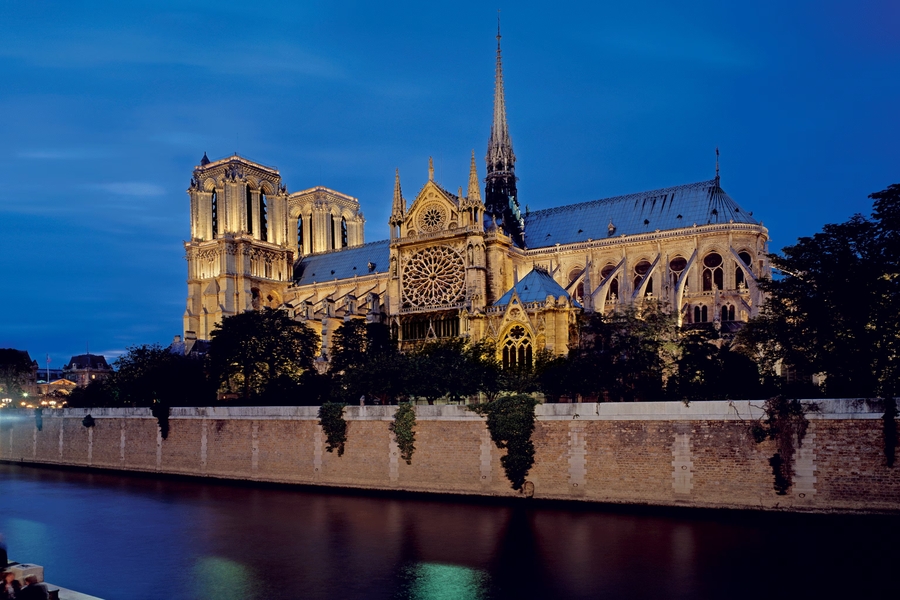 Notre Dame Cathedral, 7 days Vietnam tour