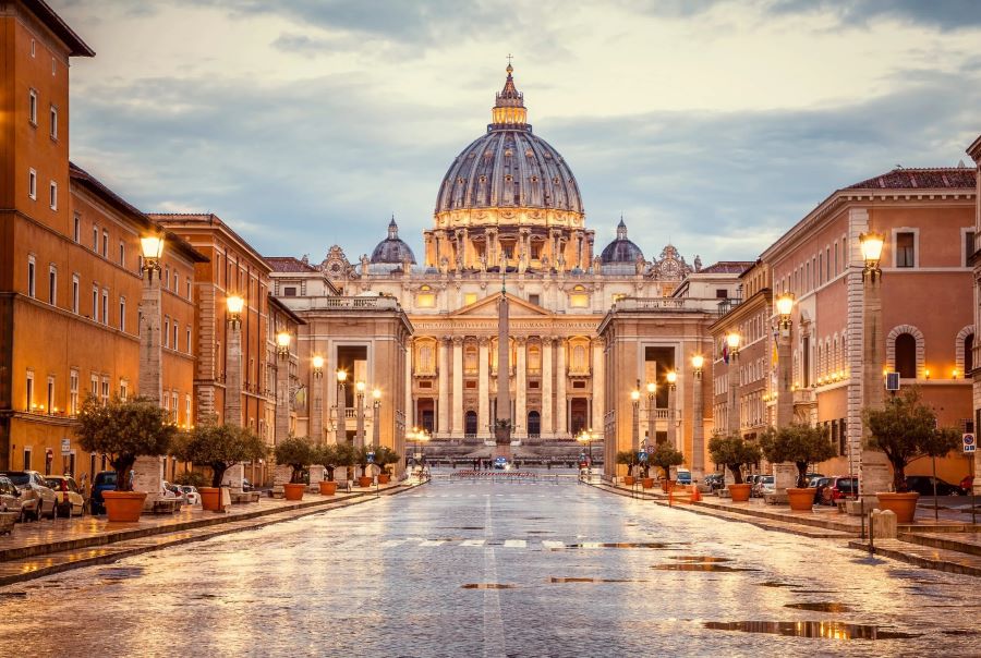 7-day Italy rail tour, Vatican City