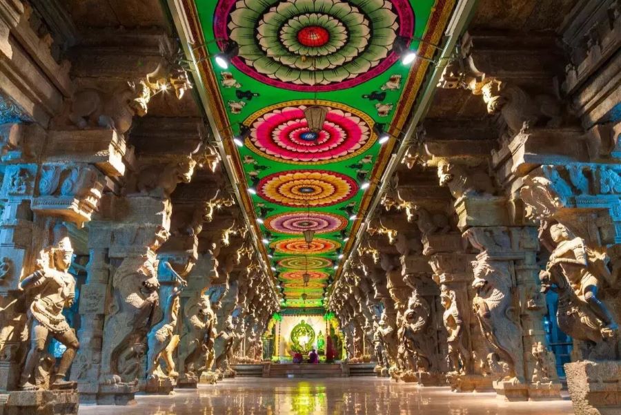 Must-Visit Kovils and Temples in South India