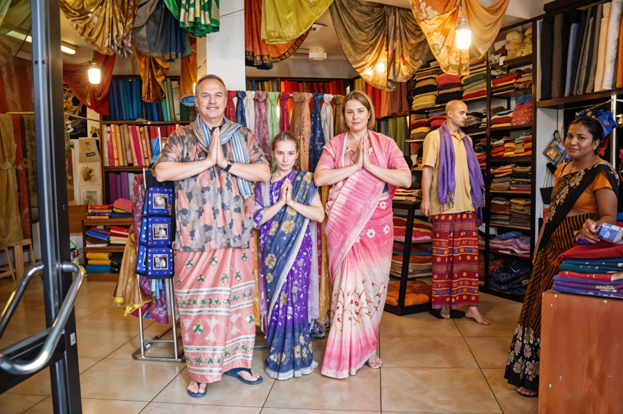 Sri Lanka Shopping Guide for Tourists